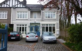 Acton Lodge Guesthouse